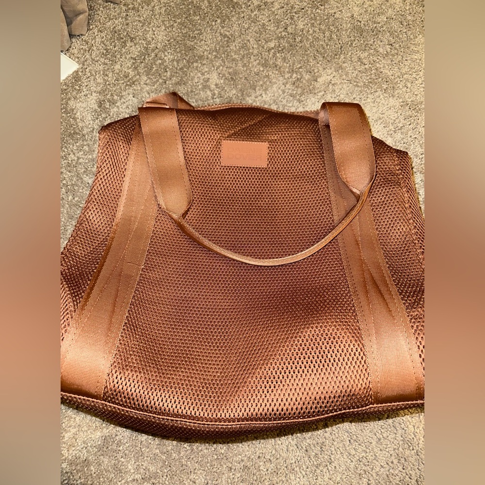 Dagne Dover Landon Air Mesh Large
